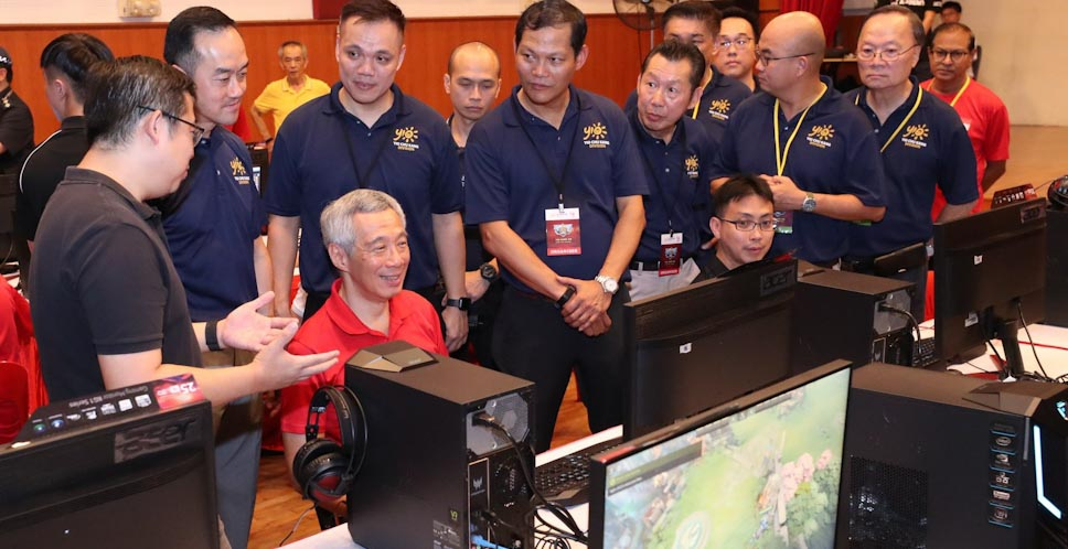 Jajal Main Dota 2, Perdana Menteri Singapura Akan Kembangkan Esport thumbnail